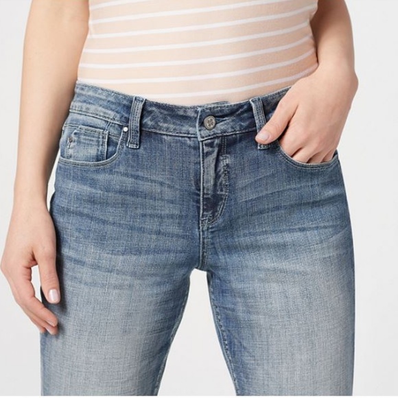 Laurie Felt Regular Classic Denim Boyfriend Jeans - Picture 3 of 3